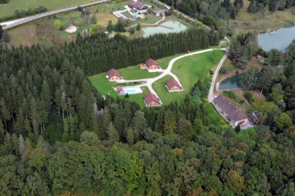 Gite Jura Mina Chalet Au Milieu De La Nature Villa Ney Exterior photo
